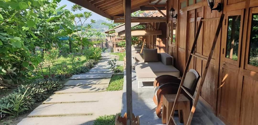 Villa Kayu Γιογκιακάρτα Εξωτερικό φωτογραφία