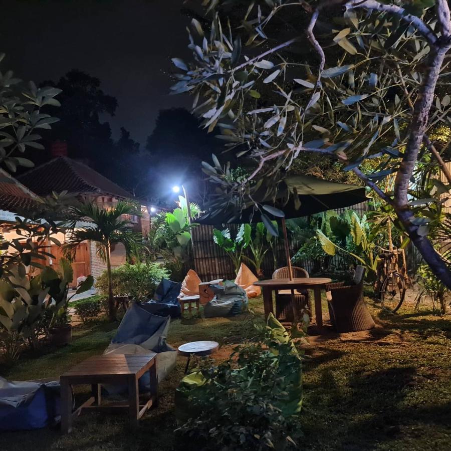 Villa Kayu Γιογκιακάρτα Εξωτερικό φωτογραφία