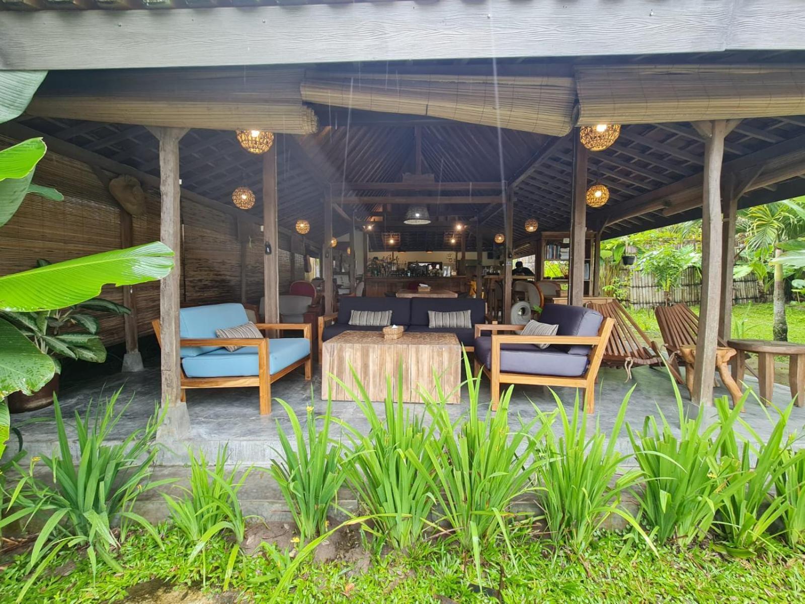 Villa Kayu Γιογκιακάρτα Εξωτερικό φωτογραφία